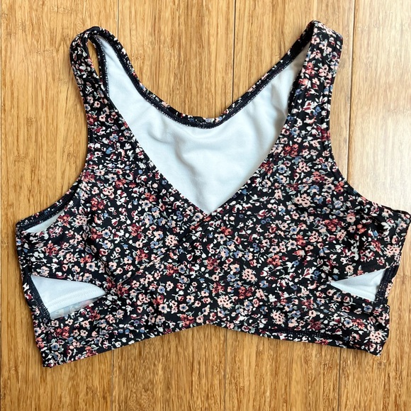 Abercrombie Kids Twist-Front Swim Top Floral Bikini top Navy bundle Size 11/12 - Picture 4 of 6